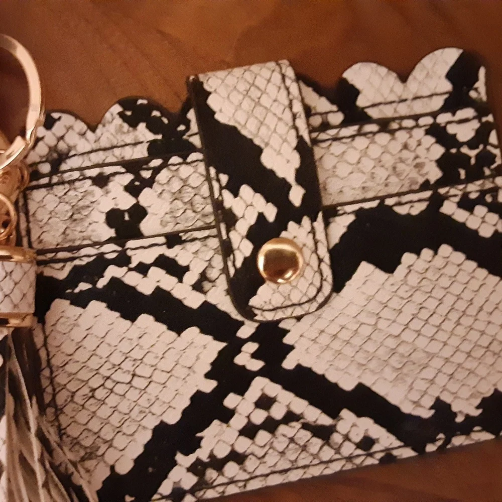 Wallet/Card Holder with Tassel, Keyrings & Beaded Bracelet